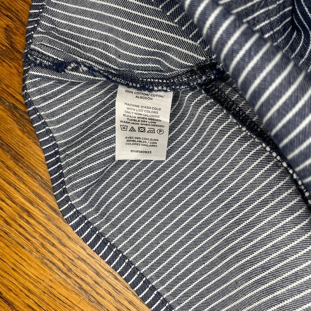 Ann Taylor LOFT Blue Striped Chambray Bow Top Shirt Blouse sz XS Petite - Picture 5 of 7